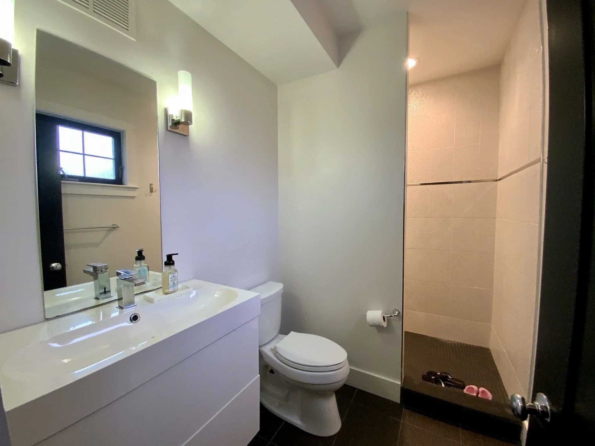 3 bed, 2 bath apartment for rent at 65 Broadway Unit 3, East Arlington — photo 14 of 15