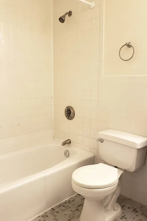3 bed, 1 bath apartment for rent at 65 Brookline St Unit 3, Central Square — photo 16 of 20