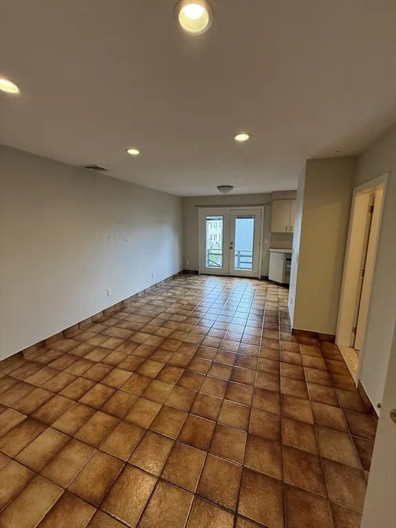 1 bed, 1 bath apartment for rent at 65 Brooks St Unit 3, East Boston — photo 2 of 12