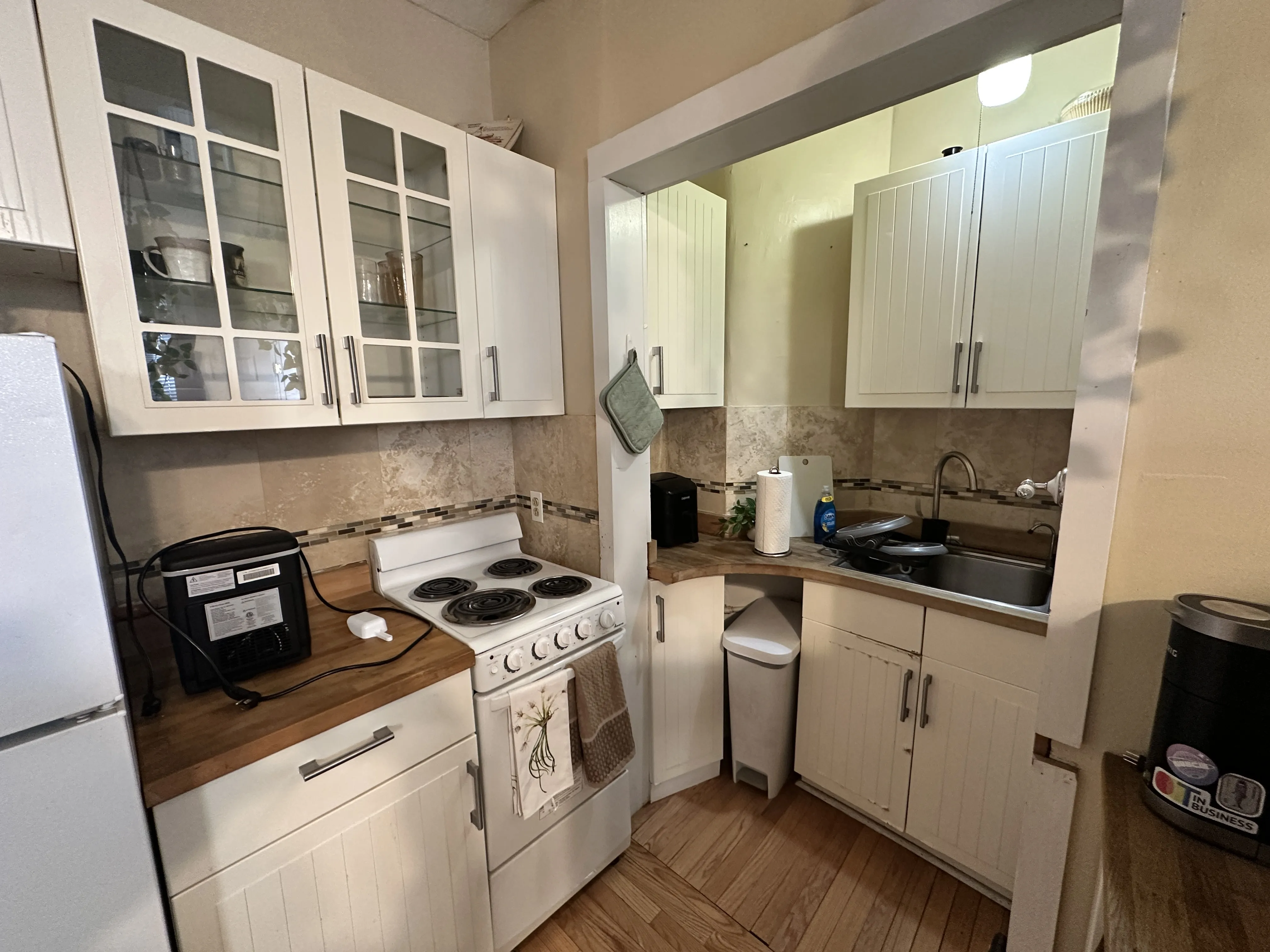 Studio bed, 1 bath apartment for rent at 65 Burbank St Unit 12, Fenway — photo 7 of 14