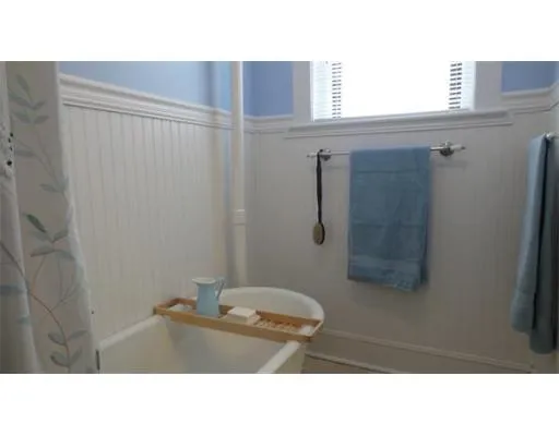 Studio bed, 1 bath apartment for rent at 65 Burbank St Unit 12, Fenway — photo 1 of 14