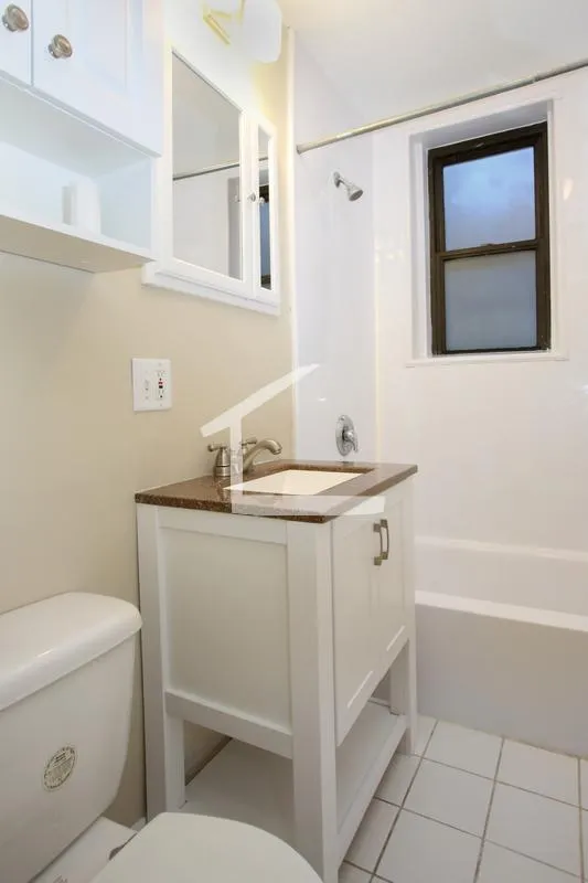 1 bed, 1 bath apartment for rent at 65 Burbank St Unit 15A, Fenway — photo 3 of 6