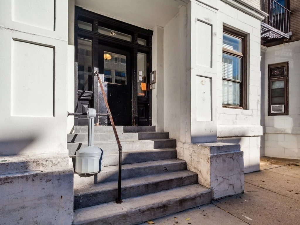 1 bed, 1 bath apartment for rent at 65 Burbank Unit 17, Fenway — photo 11 of 13