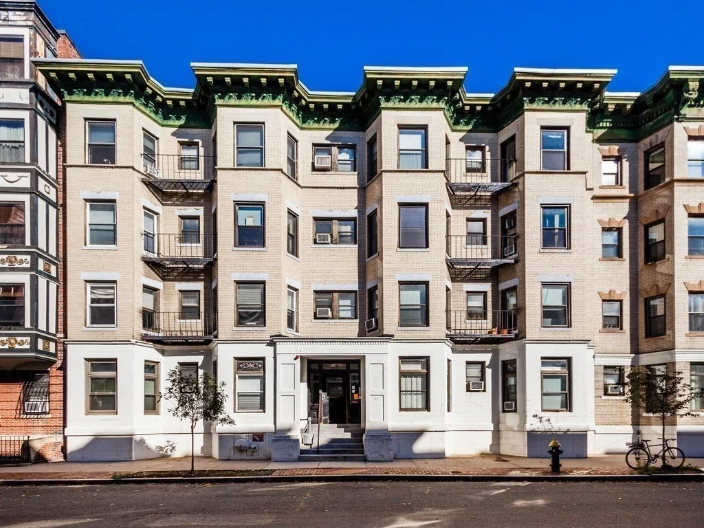 1 bed, 1 bath apartment for rent at 65 Burbank Unit 17, Fenway — photo 12 of 13
