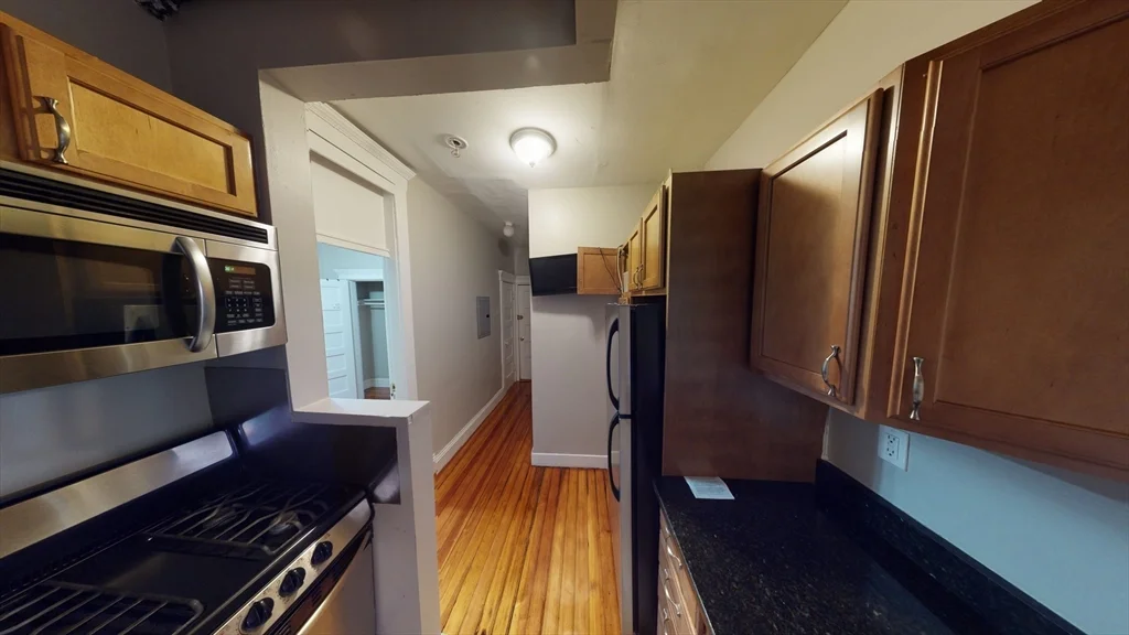 1 bed, 1 bath apartment for rent at 65 Burbank Unit 21, Fenway — photo 3 of 9