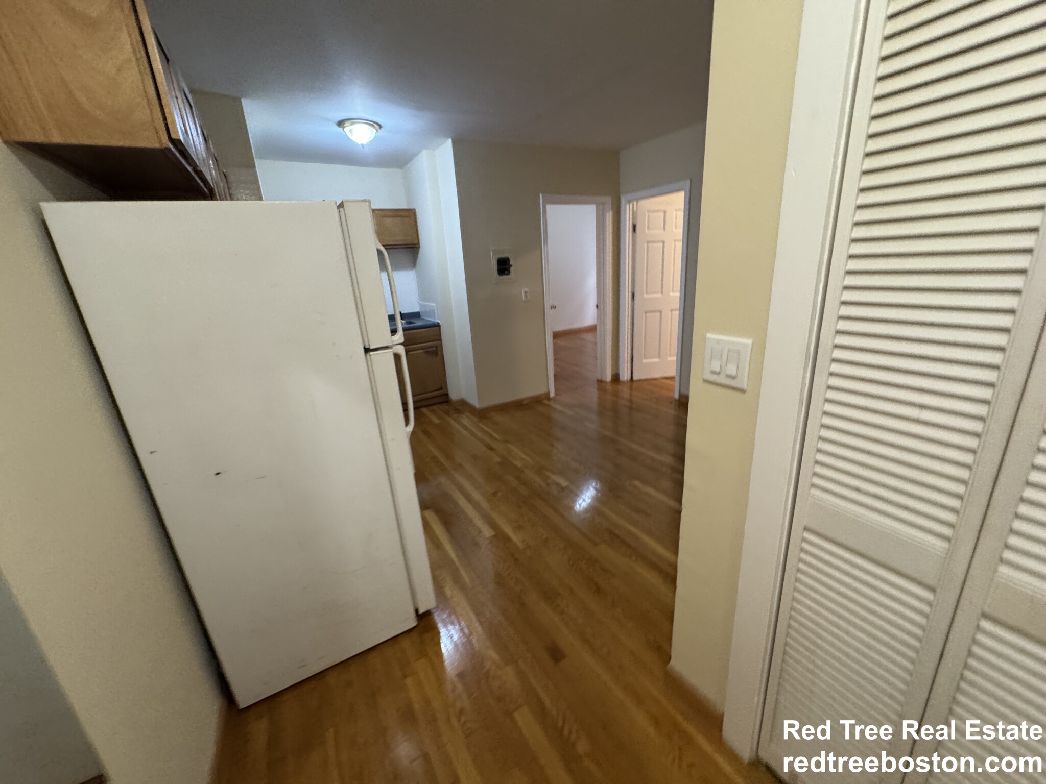 1 bed, 1 bath apartment for rent at 65 Burbank Unit 3, Fenway — photo 2 of 14