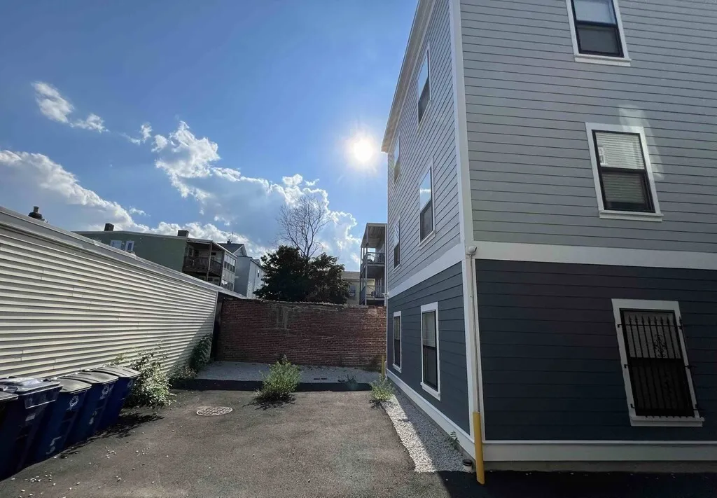 3 bed, 2 bath apartment for rent at 65 Burrell St Unit 2, Boston — photo 14 of 15