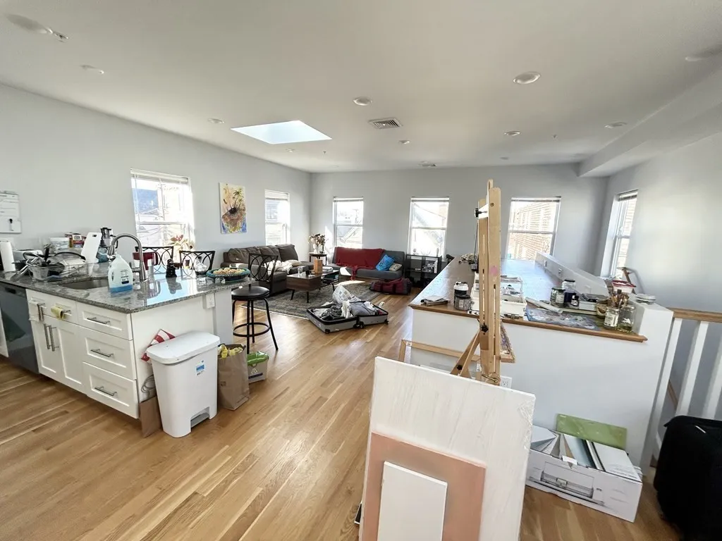 3 bed, 2 bath apartment for rent at 65 Burrell St Unit 3, Roxbury — photo 2 of 8