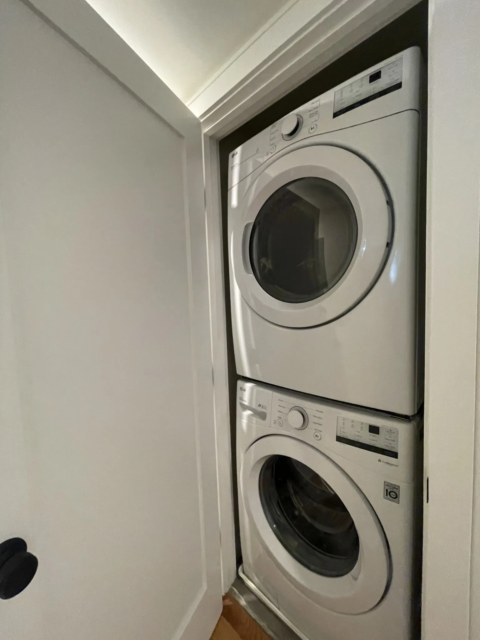 3 bed, 2.5 bath apartment for rent at 65 Cameron St Unit 3, Boylston Street — photo 6 of 14