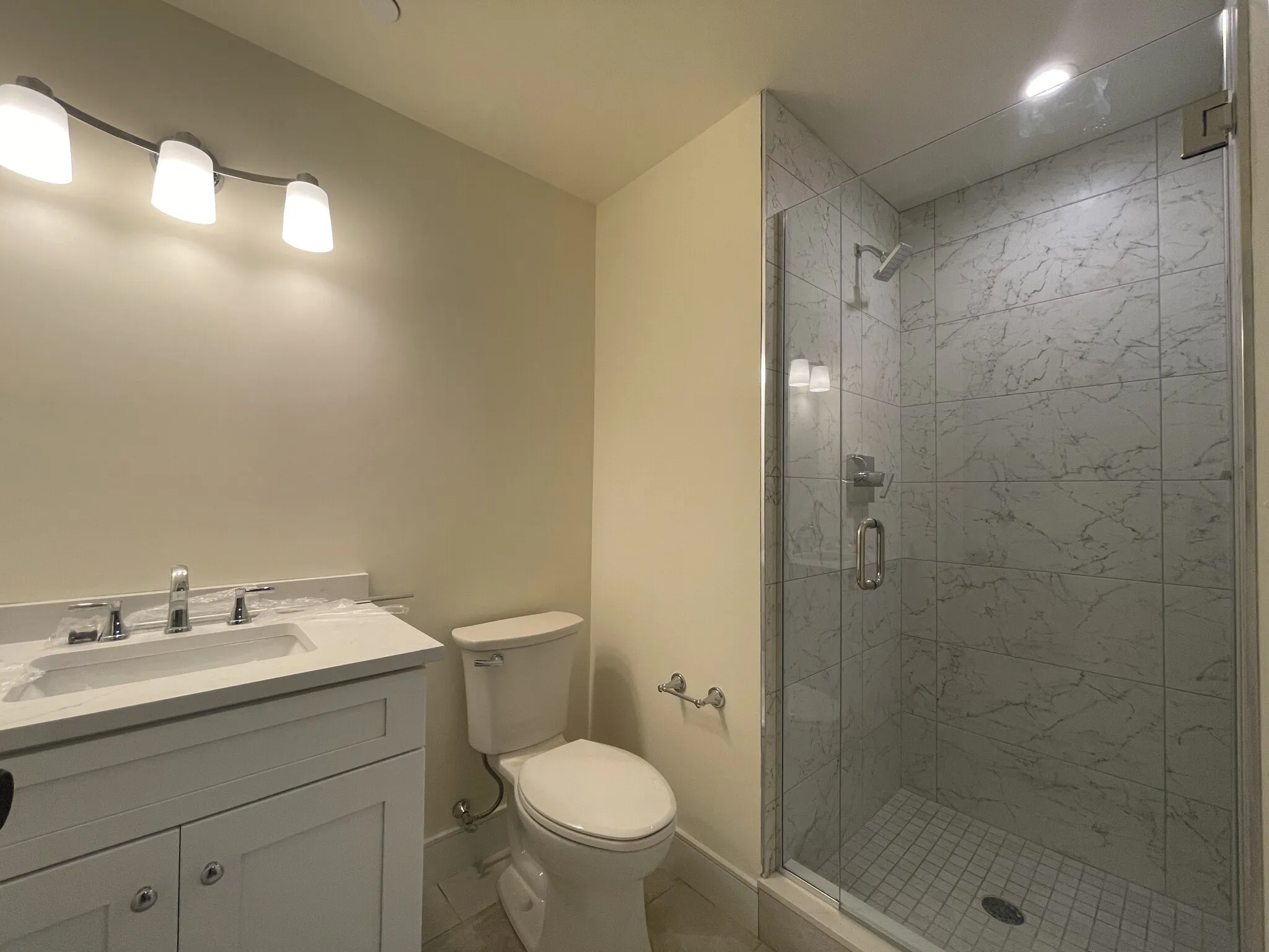 3 bed, 2.5 bath apartment for rent at 65 Cameron St Unit 3, Boylston Street — photo 5 of 14