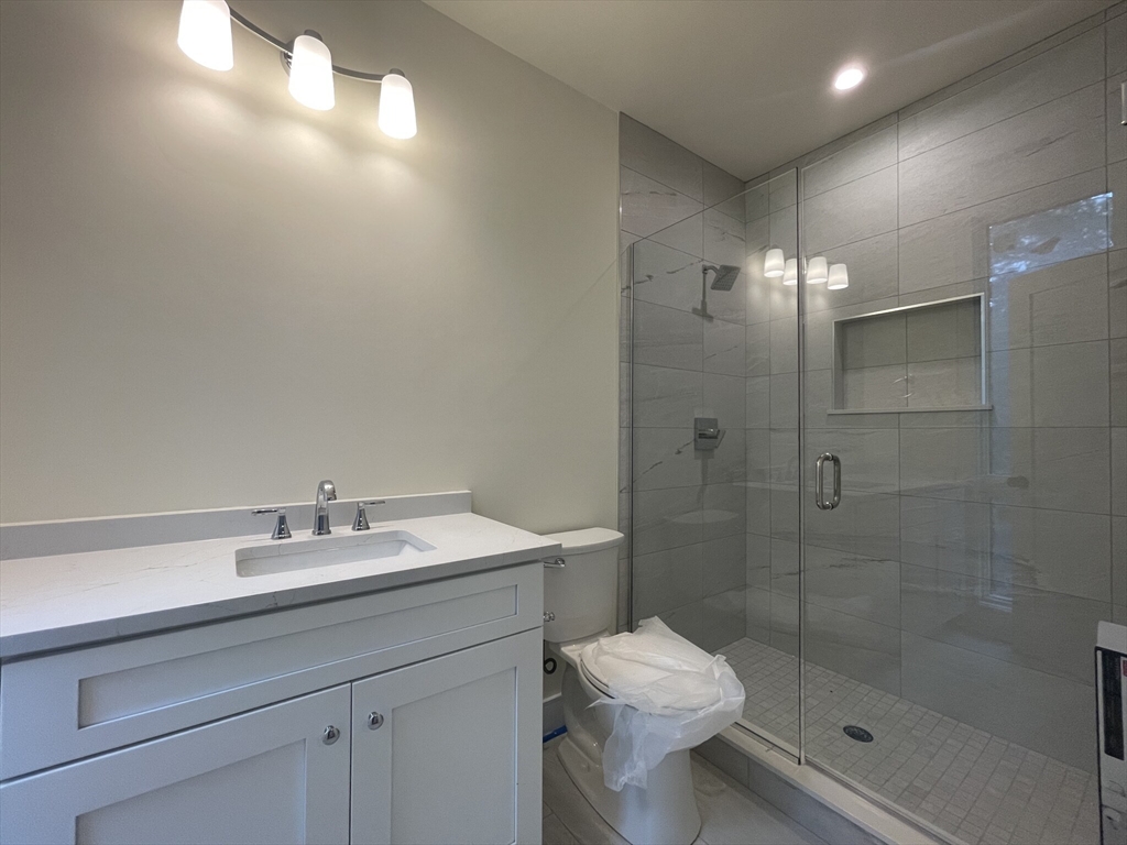 3 bed, 2.5 bath apartment for rent at 65 Cameron St Unit 6, Boylston Street — photo 7 of 11