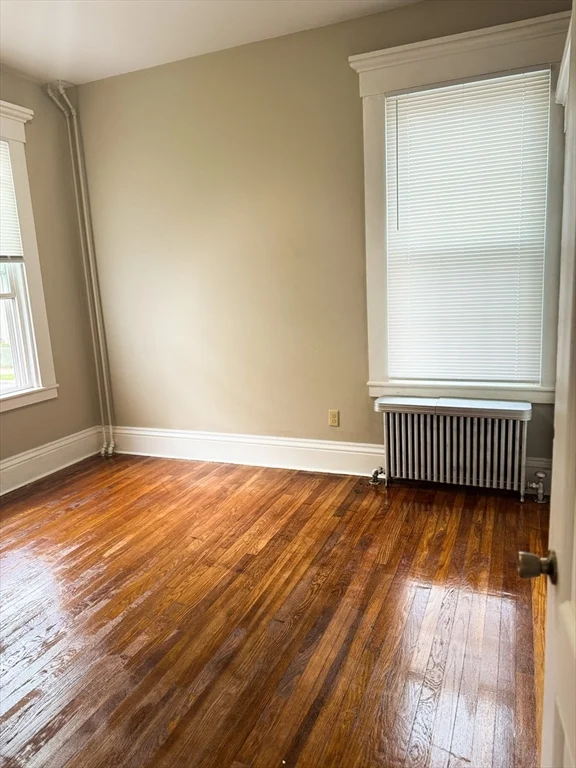 2 bed, 1 bath apartment for rent at 65 Chestnut St Unit 1, New Bedford — photo 11 of 21