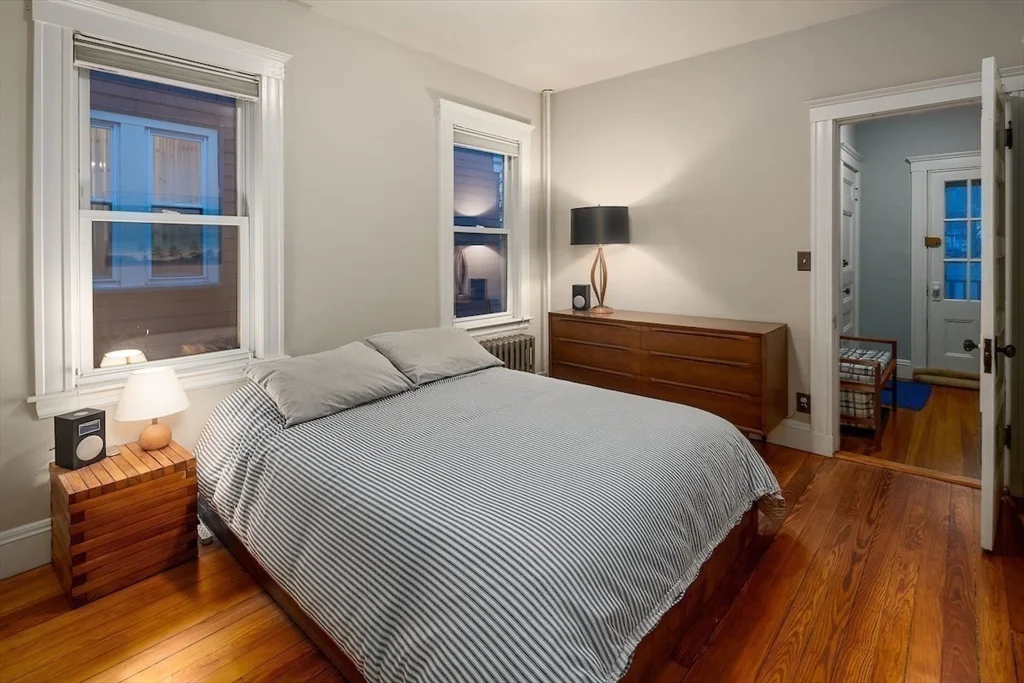 2 bed, 1 bath apartment for rent at 65 Child St Unit 2, Jamaica Plain — photo 6 of 18