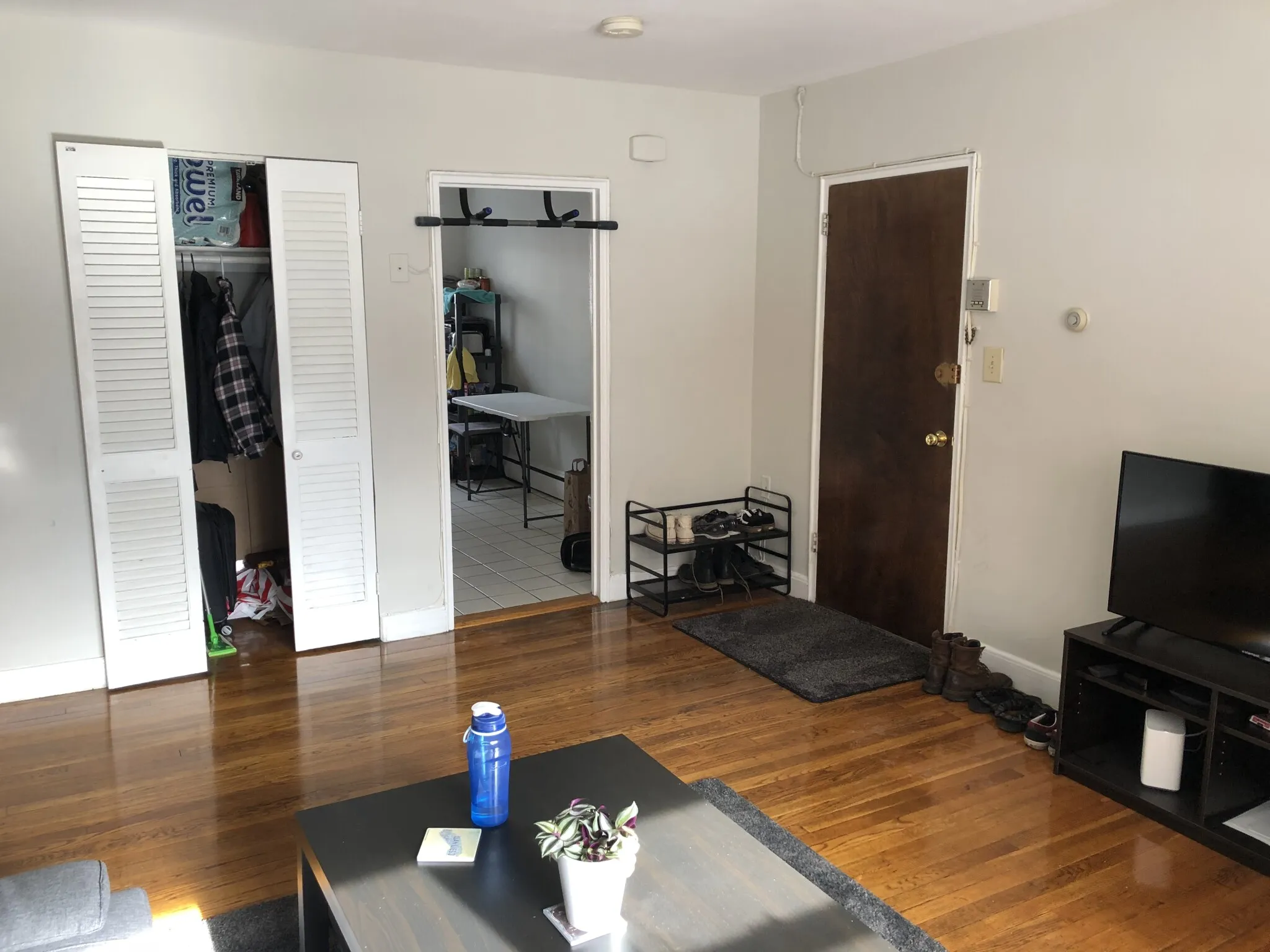 2 bed, 1 bath apartment for rent at 65 Chiswick Rd Unit 3, Brighton — photo 9 of 18