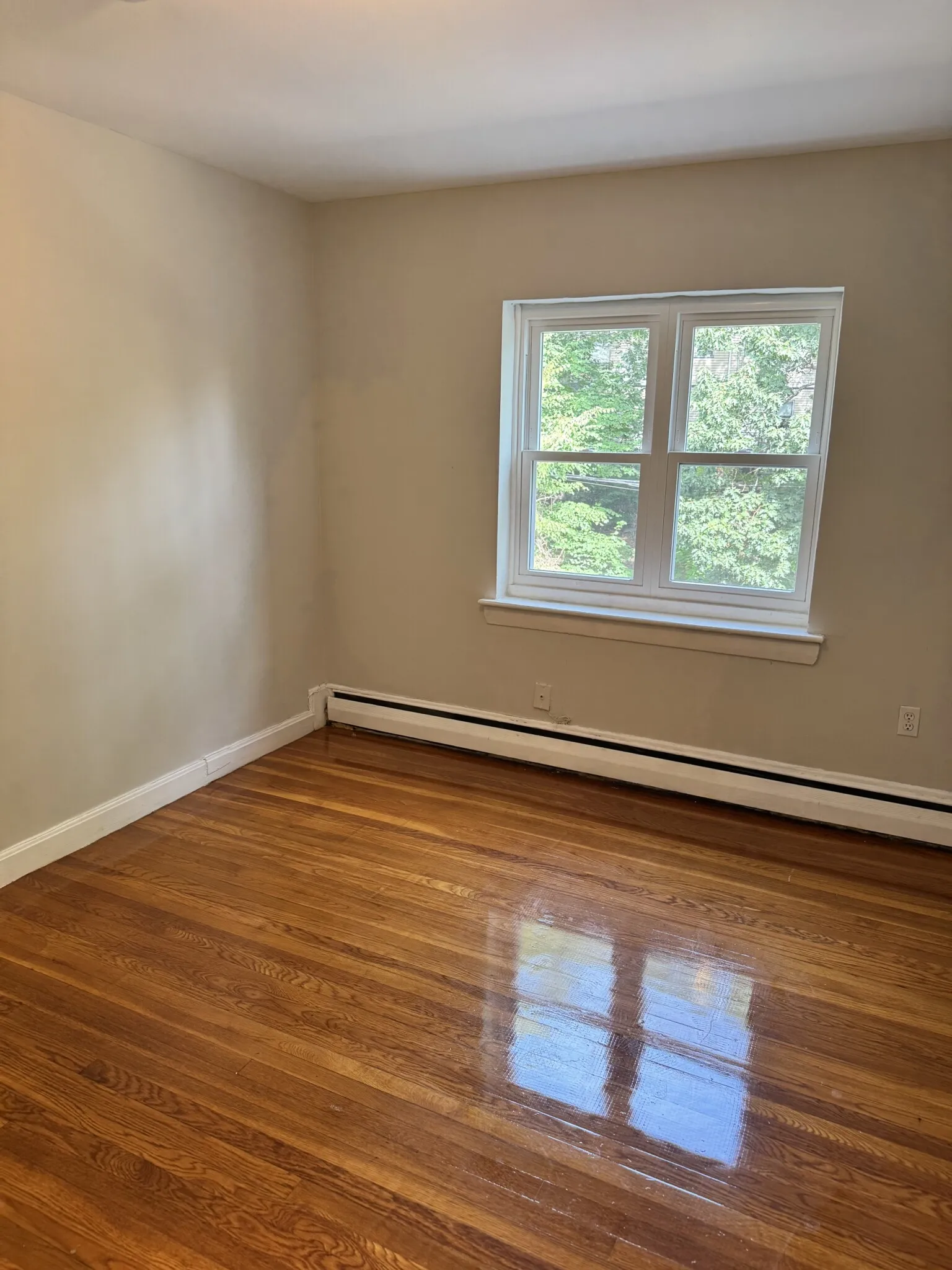 2 bed, 1 bath apartment for rent at 65 Chiswick Rd Unit 4, Brighton — photo 7 of 20