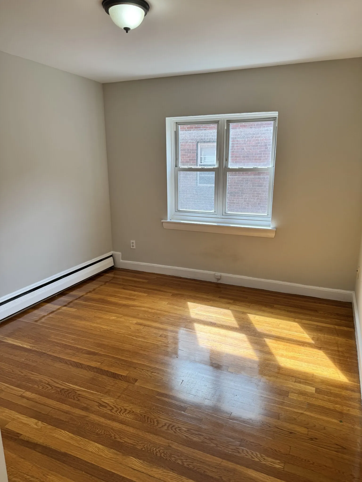 2 bed, 1 bath apartment for rent at 65 Chiswick Rd Unit 4, Brighton — photo 8 of 20