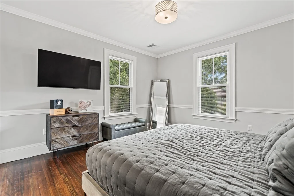 5 bed, 3 bath apartment for rent at 65 Church St, Winchester — photo 30 of 42