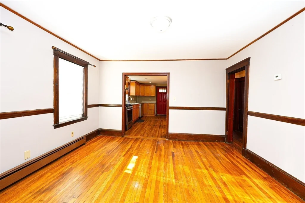 3 bed, 1 bath apartment for rent at 65 Clifford St Unit 1, Hyde Park — photo 9 of 20