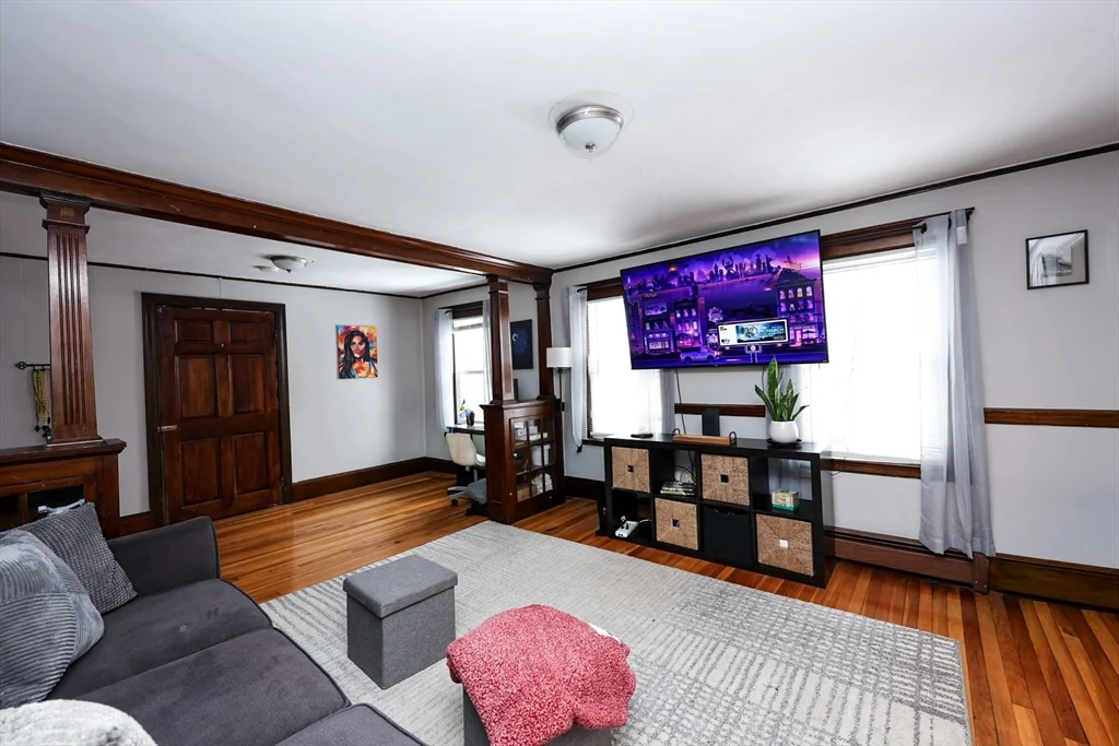 2 bed, 1 bath apartment for rent at 65 Clifford St Unit 2, Hyde Park — photo 3 of 22