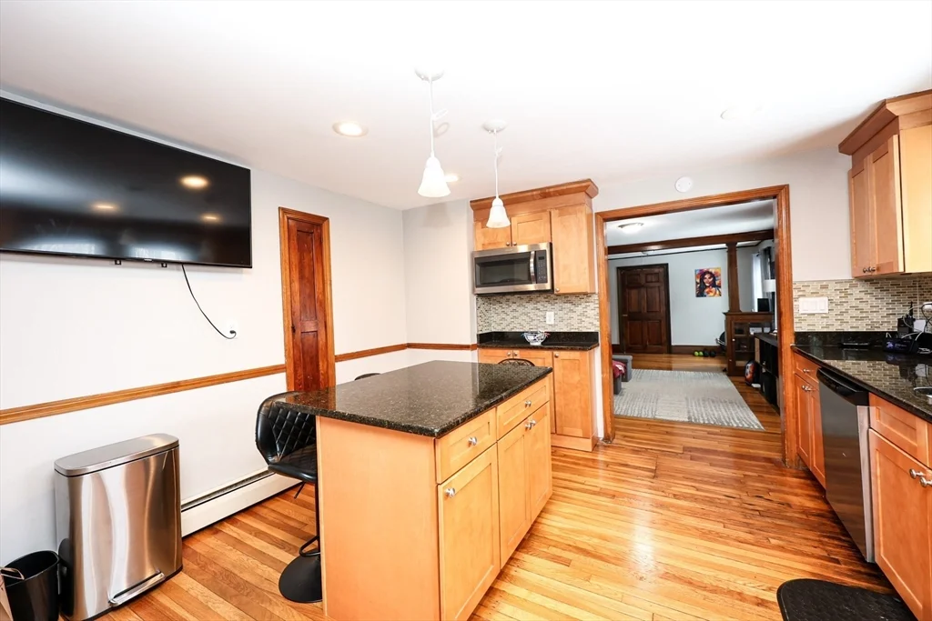2 bed, 1 bath apartment for rent at 65 Clifford St Unit 2, Hyde Park — photo 16 of 22