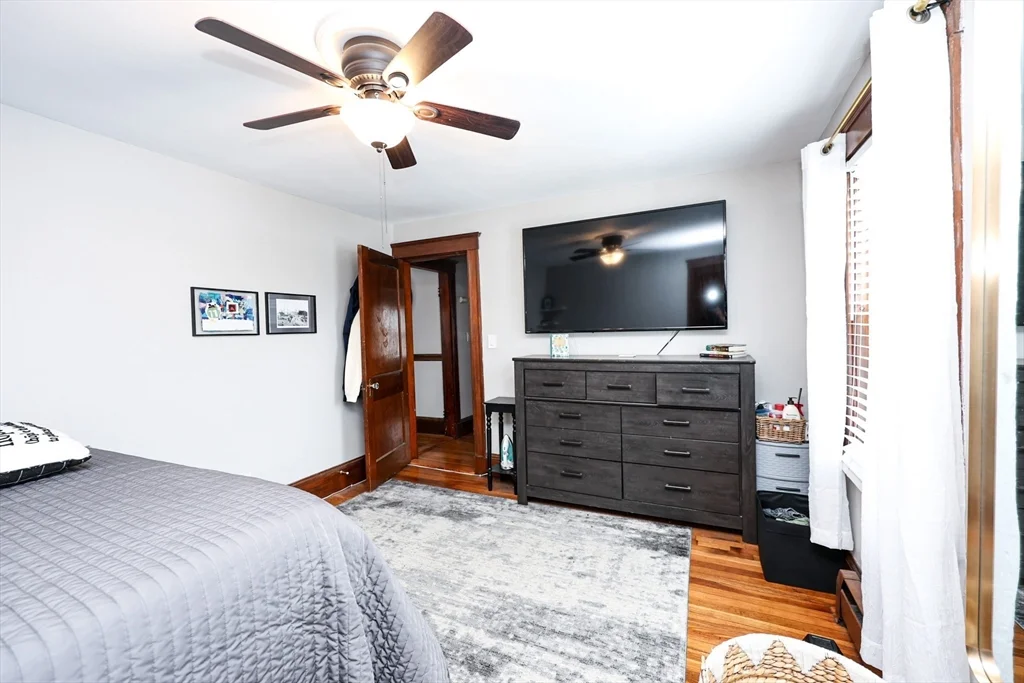 2 bed, 1 bath apartment for rent at 65 Clifford St Unit 2, Hyde Park — photo 7 of 22