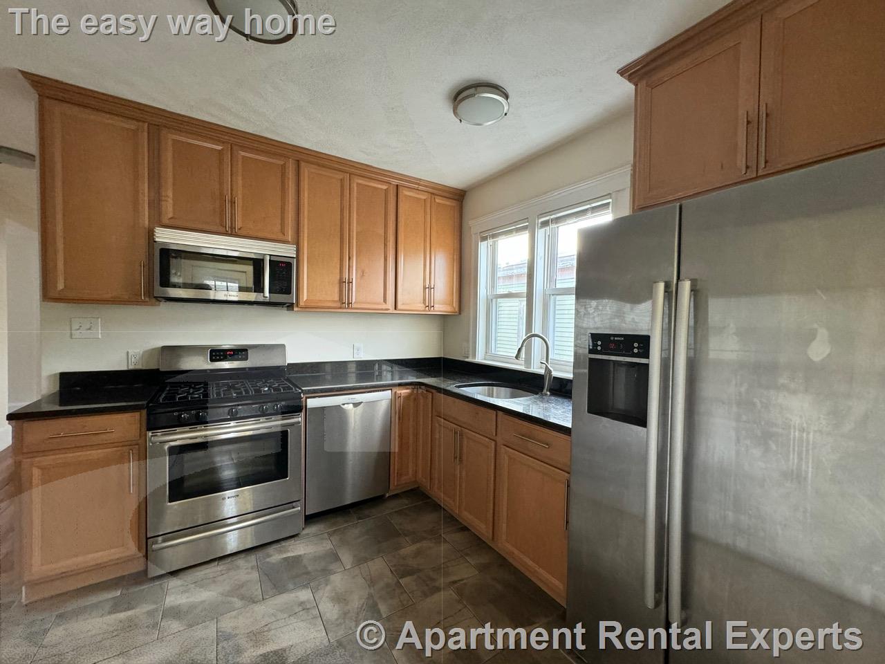 3 bed, 2 bath apartment for rent at 65 Conwell Ave Unit 3, Teele Square — photo 1 of 18