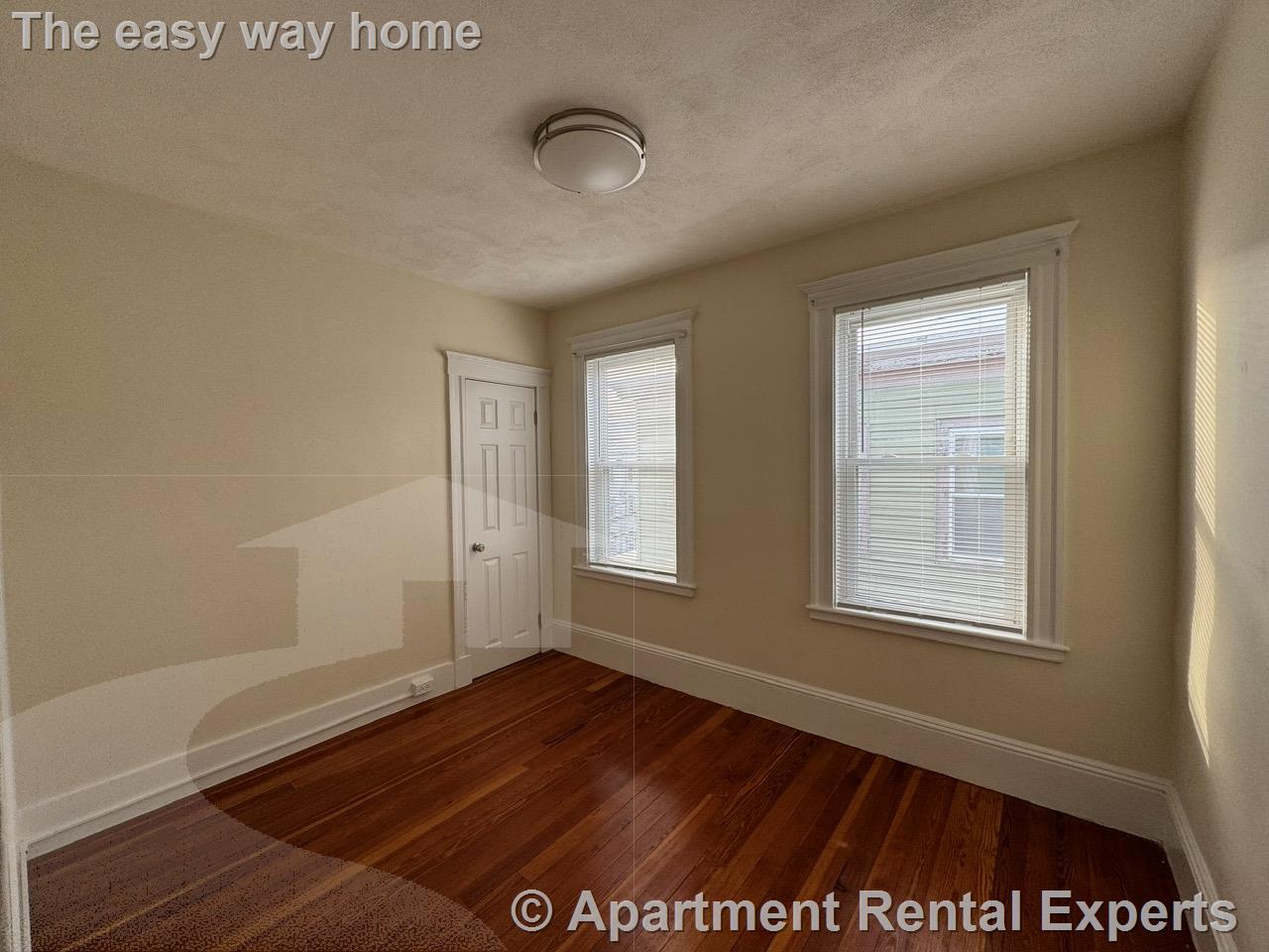3 bed, 2 bath apartment for rent at 65 Conwell Ave Unit 3, Teele Square — photo 6 of 18