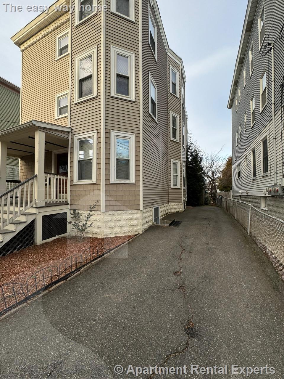 3 bed, 2 bath apartment for rent at 65 Conwell Ave Unit 3, Teele Square — photo 18 of 18