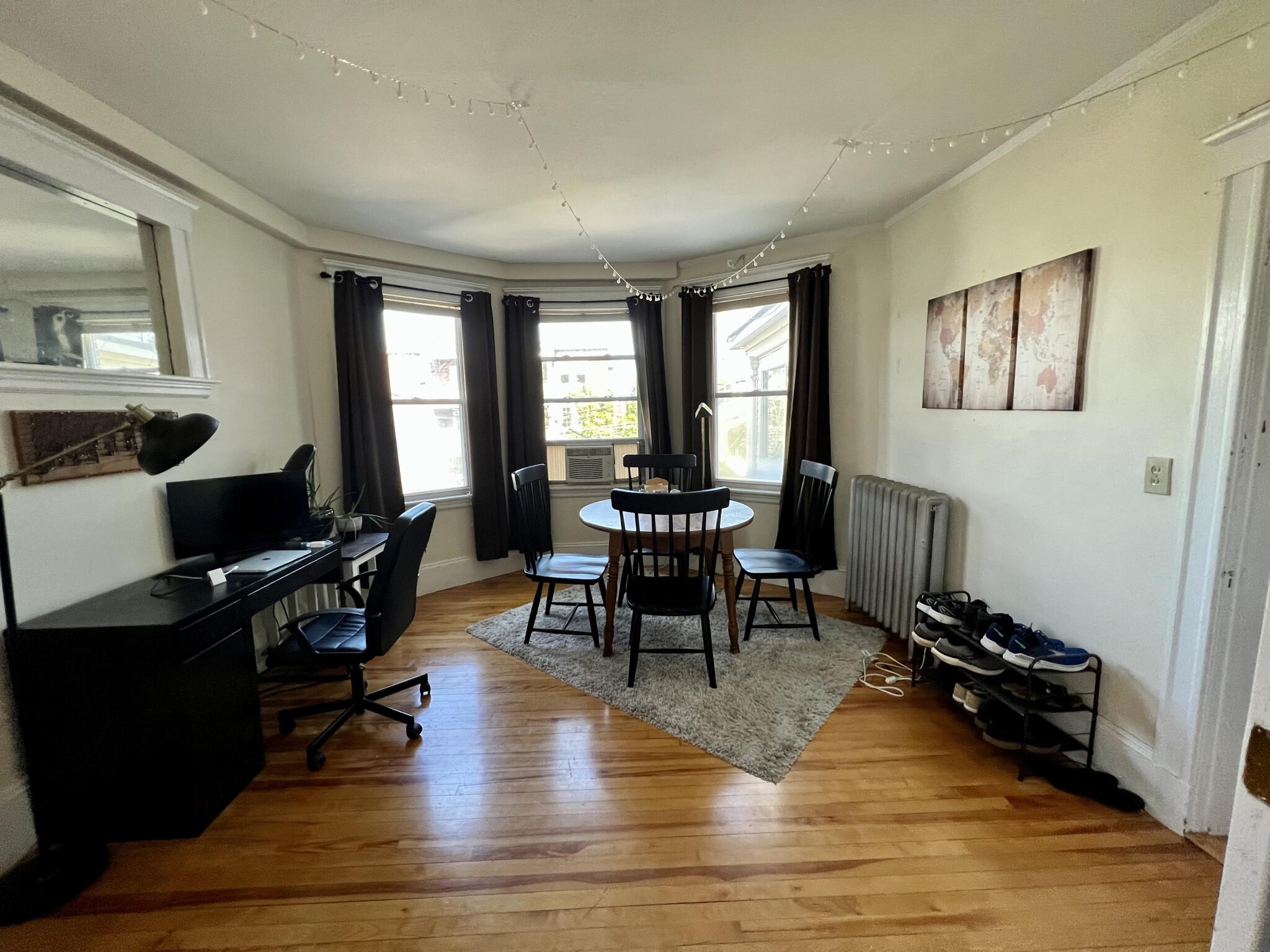 3 bed, 1 bath apartment for rent at 65 Craigie St Unit 2, Spring Hill — photo 2 of 11