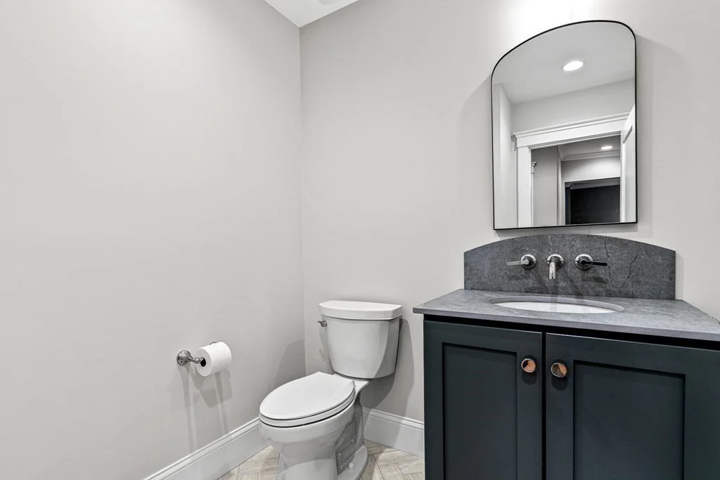 4 bed, 3 bath apartment for rent at 65 Crest Rd, Wellesley — photo 14 of 37