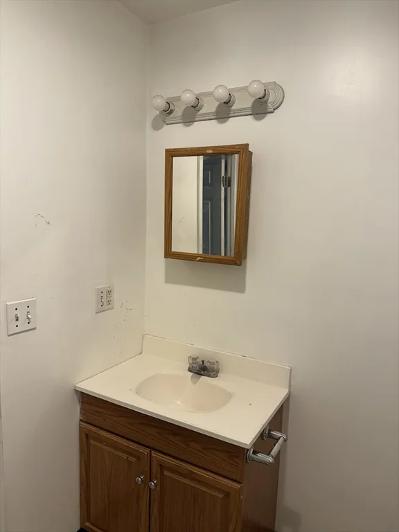 1 bed, 1 bath apartment for rent at 65 Crocker Unit 7, Mansfield — photo 11 of 14