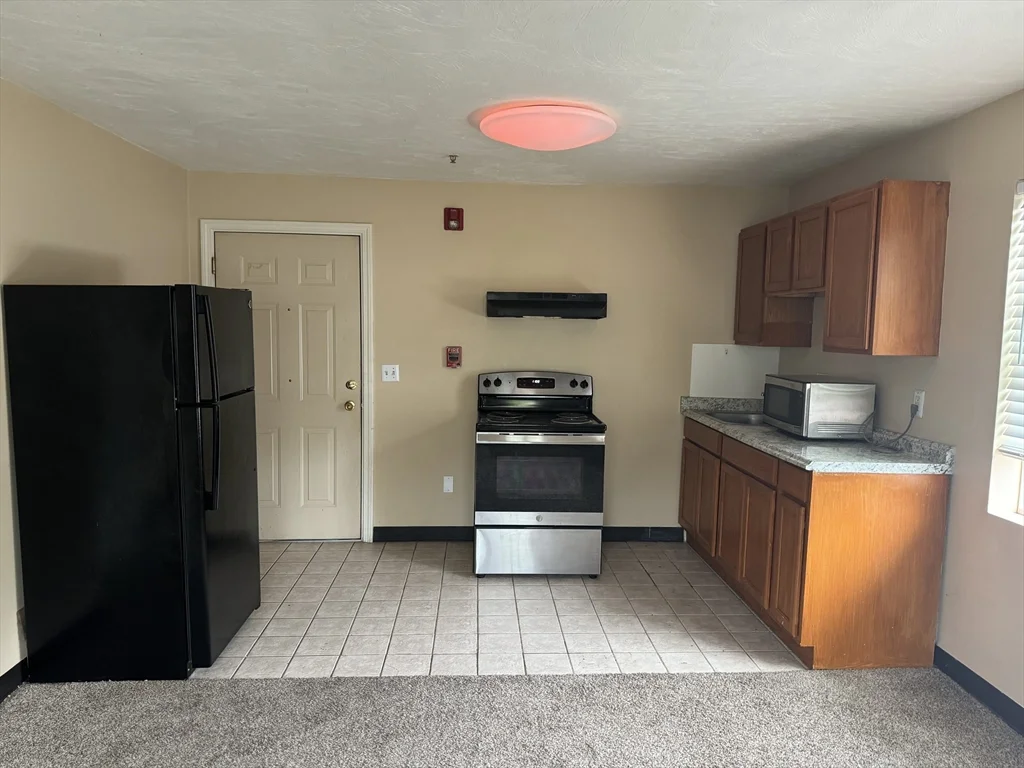 1 bed, 1 bath apartment for rent at 65 Crocker Unit 7, Mansfield