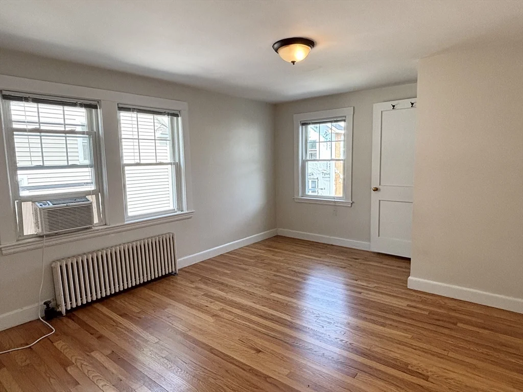 2 bed, 1 bath apartment for rent at 65 Davis Rd Unit 65, Belmont — photo 10 of 19