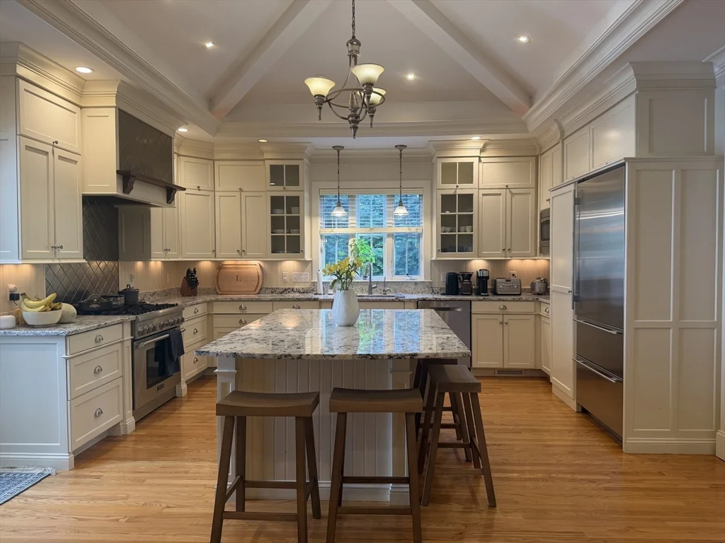 5 bed, 4+ bath apartment for rent at 65 Denton Rd, Wellesley Hills — photo 11 of 16