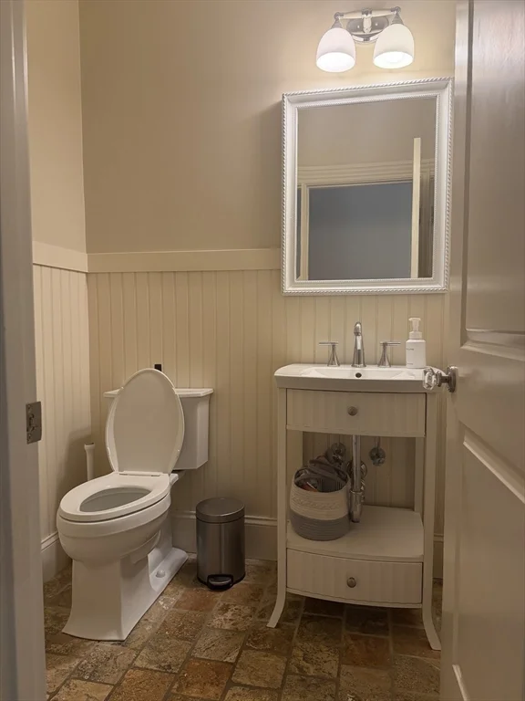 5 bed, 4+ bath apartment for rent at 65 Denton Rd, Wellesley Hills — photo 15 of 16