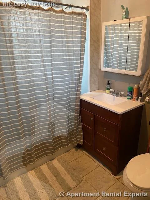 2 bed, 1 bath apartment for rent at 65 Dudley St Unit 2, Glenwood — photo 15 of 20