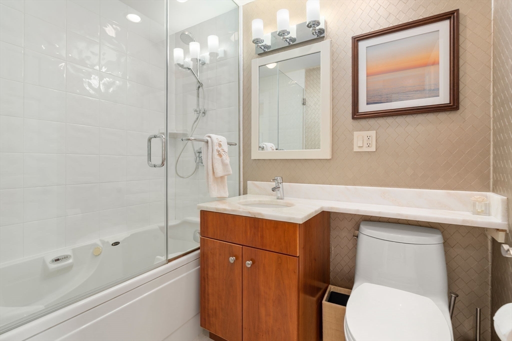 2 bed, 2 bath apartment for rent at 65 East India Row Unit 18G, Waterfront — photo 9 of 23
