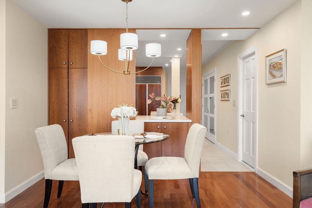 2 bed, 2 bath apartment for rent at 65 East India Row Unit 18G, Waterfront — photo 4 of 23