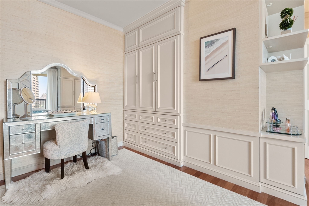 2 bed, 2 bath apartment for rent at 65 East India Row Unit 18G, Waterfront — photo 13 of 23