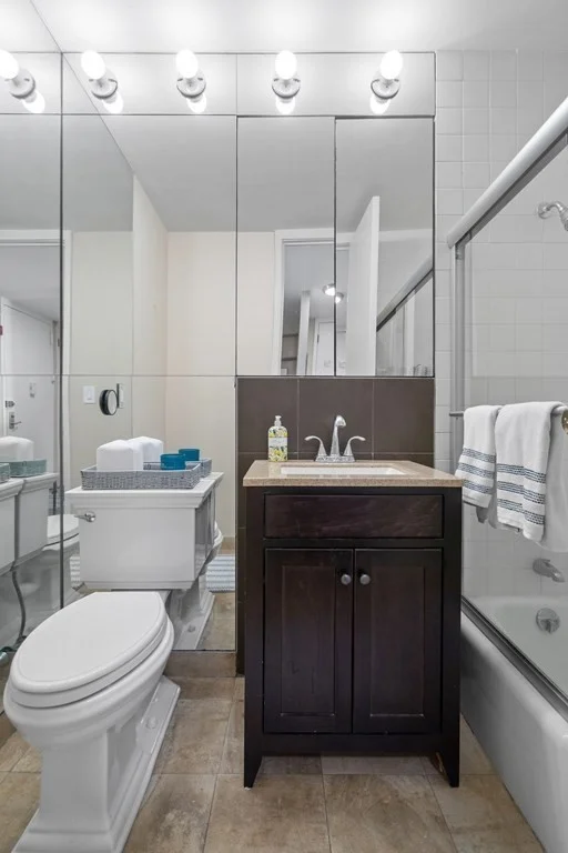 1 bed, 1 bath apartment for rent at 65 E India Row Unit 23H, Waterfront — photo 15 of 20