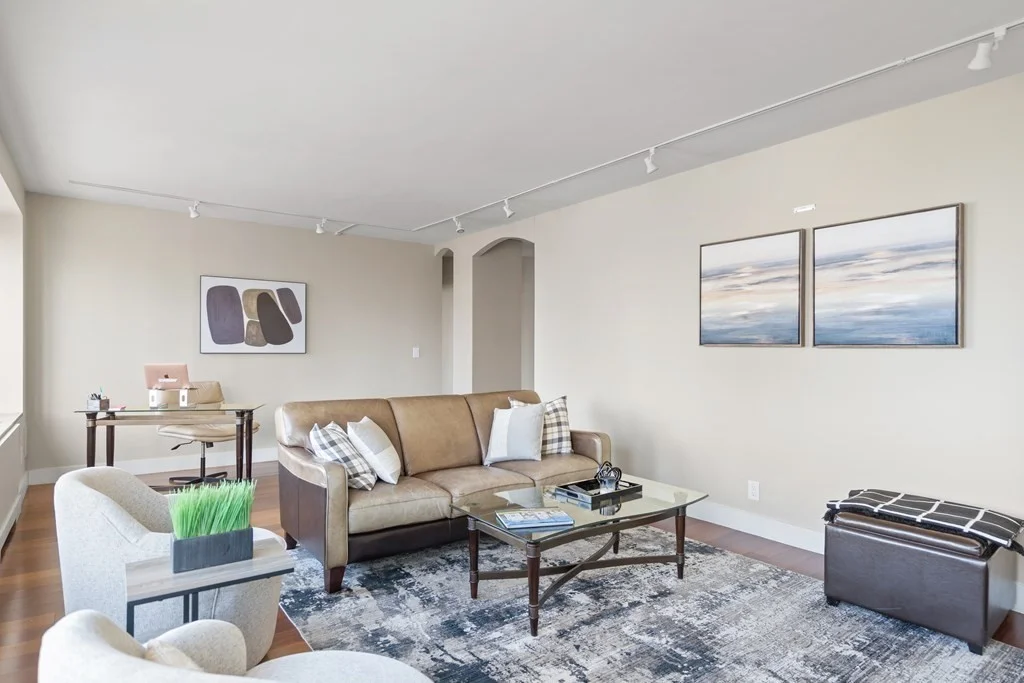 1 bed, 1 bath apartment for rent at 65 E India Row Unit 23H, Waterfront — photo 5 of 20