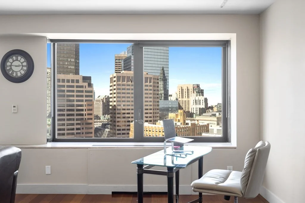 1 bed, 1 bath apartment for rent at 65 E India Row Unit 23H, Waterfront — photo 4 of 20
