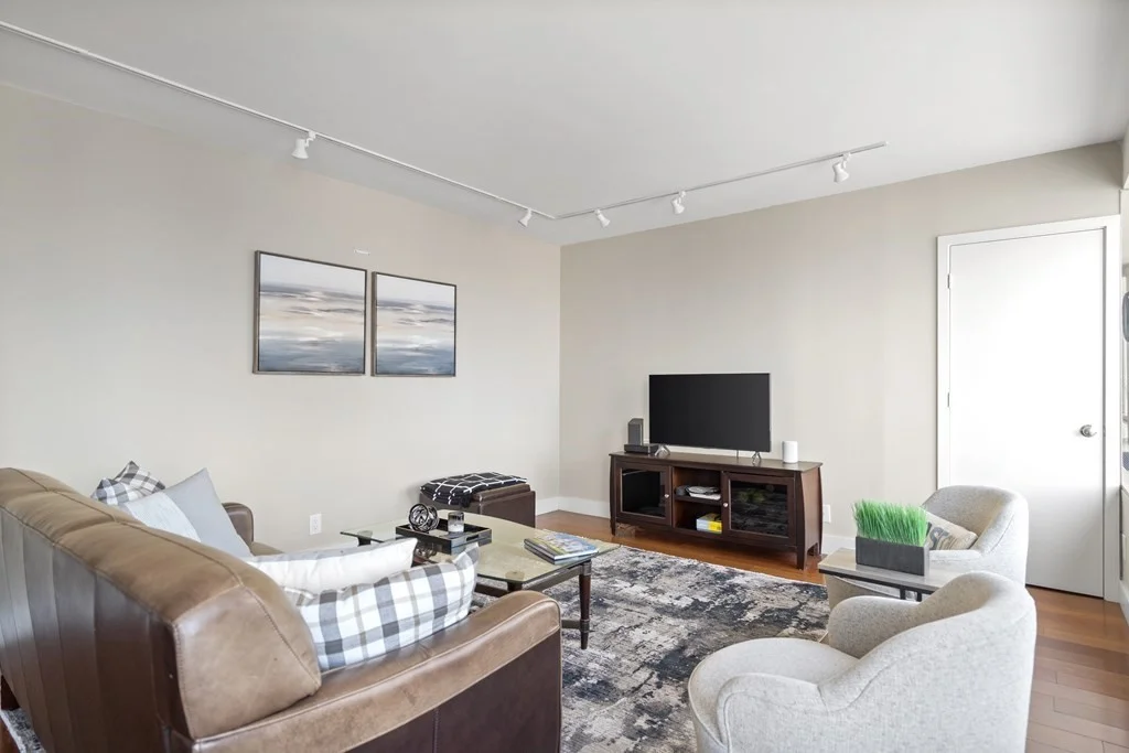 1 bed, 1 bath apartment for rent at 65 E India Row Unit 23H, Waterfront — photo 7 of 20