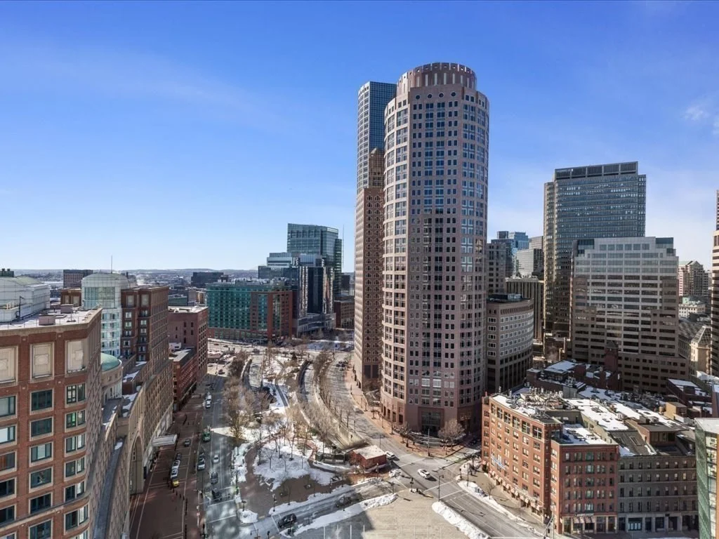 1 bed, 1 bath apartment for rent at 65 East India Row Unit 25G, Waterfront — photo 13 of 28