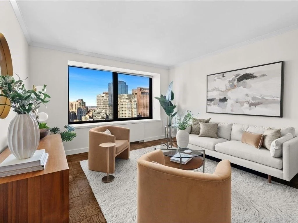 1 bed, 1 bath apartment for rent at 65 East India Row Unit 33A, Waterfront — photo 2 of 36