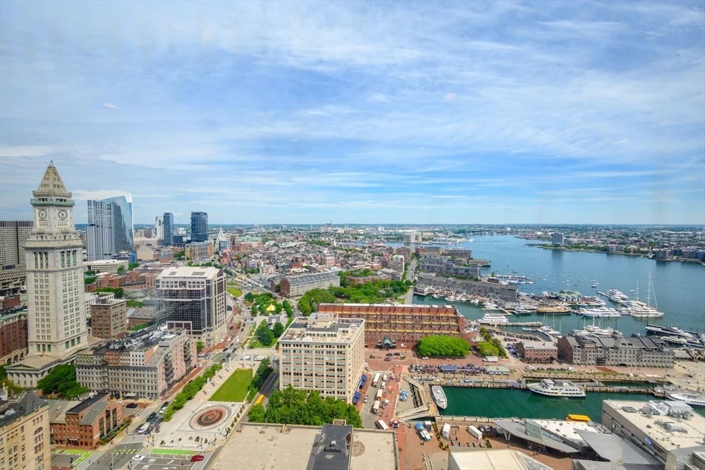 2 bed, 2 bath apartment for rent at 65 E India Row Unit 39C, Boston Downtown