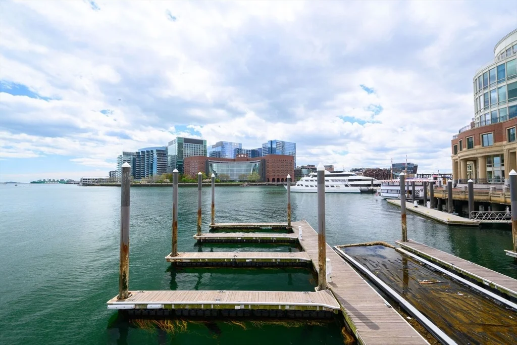 2 bed, 2 bath apartment for rent at 65 E India Row Unit 39C, Boston Downtown — photo 31 of 36