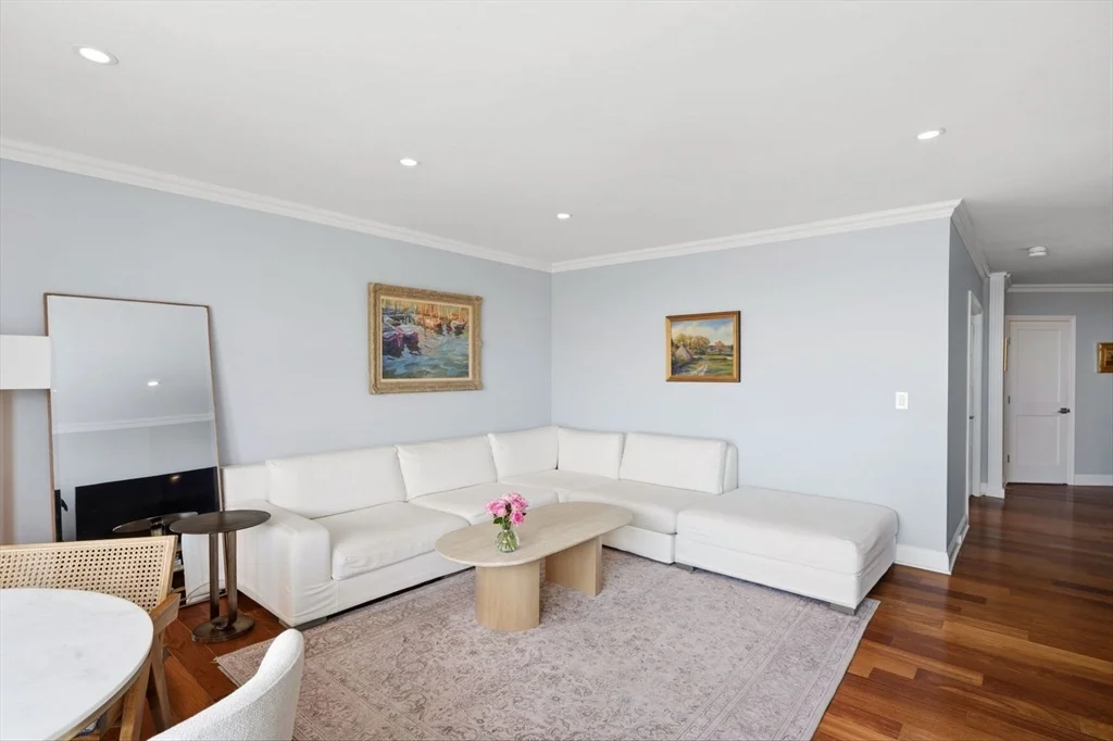 2 bed, 2 bath apartment for rent at 65 E India Row Unit 39C, Boston Downtown — photo 14 of 36