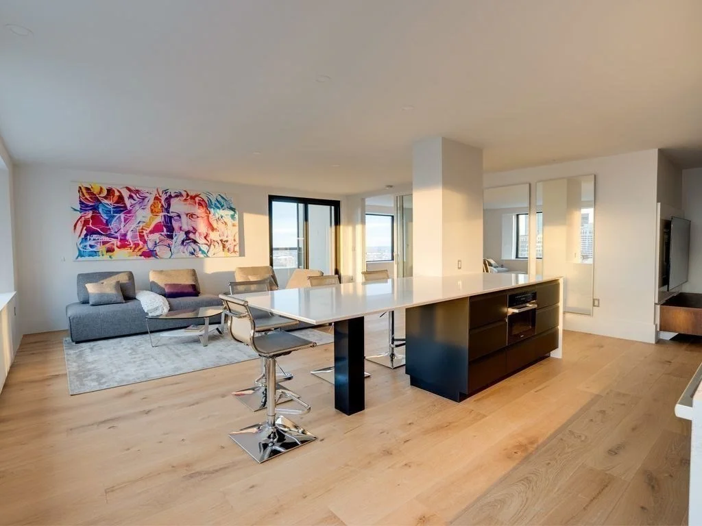 2 bed, 2 bath apartment for rent at 65 East India Row Unit 41B, Waterfront — photo 3 of 23