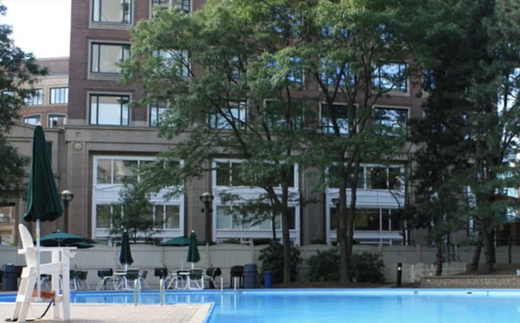 2 bed, 2 bath apartment for rent at 65 East India Row Unit 7C, Boston Downtown — photo 22 of 23